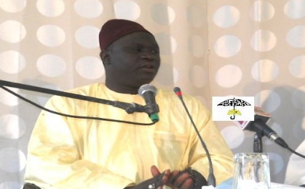 VIDEO GOREE 2012 - Oustaz Alioune Diagne décrypte l'ouvrage Kifâyatu Râghibine de El Hadj Malick Sy