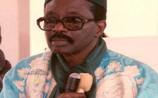 ARCHIVE VIDEO : Conference  de Serigne CHeikh Tidiane Sy Al Maktoum à Demba Diop en 1988