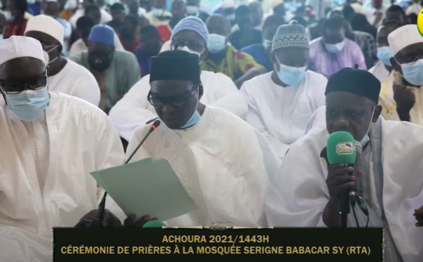 TIVAOUANE - ACHOURA 2021/1443H CÉRÉMONIE DE PRIÈRES À LA MOSQUÉE SERIGNE BABACAR SY (RTA)