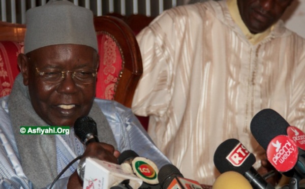VIDEO GAMOU 2014 - 1ERE PARTIE POINT DE PRESSE DE SERIGNE ABDOUL AZIZ SY AL AMINE : Retour sur le Sens du Gamou dans la stratégie de Seydil Hadj Malick Sy (rta)