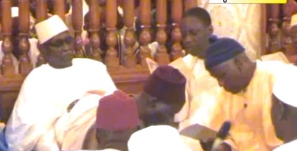 VIDEO - BOURDE 2014 TIVAOUANE - Zawiya El Hadj Malick Sy (rta) - Chapitre 3