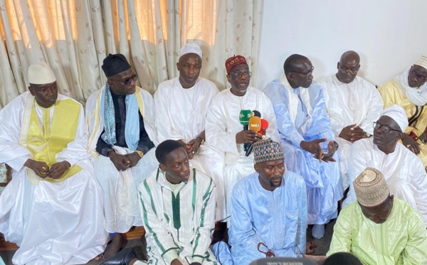 TIVAOUANE - Visite de la Délégation du Khalif Général des Mourides Serigne Mountakha Mbacké et de Cheikh Mahi Niasse à Serigne Babacar Sy Mansour