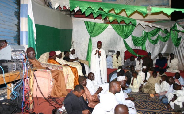 Veillée Religieuse de la Jeunesse Tidiane de Dakar Plateau , ce Vendredi 15 Août sur l'avenue Ponty