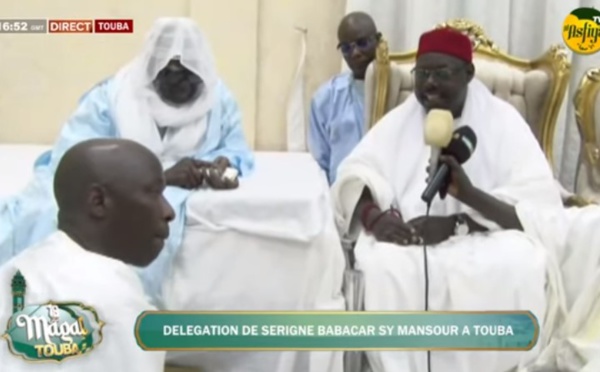 DIRECT - TOUBA - Serigne Mountakha Mbacké reçoit la délégation de Serigne Babacar Sy Mansour