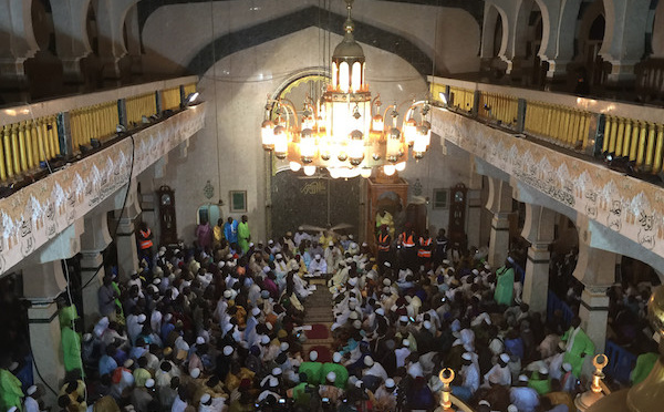 DIRECT BOURDOU TIVAOUANE - Suivez En Direct l'Ouverture du Bourdou à la Mosquée Serigne Babacar Sy