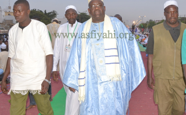 PHOTOS - Les Images du Burd Populaire organisé à la place de l'Obelisque 